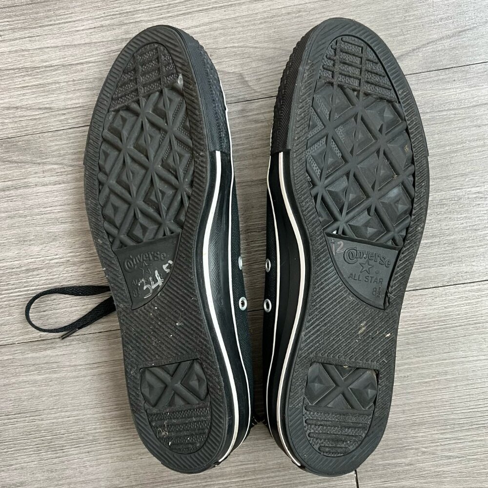Limited Edition Bee Movie Converse Low Tops Exclusive Black & Yellow M8.5/W10.5 - Picture 6 of 7